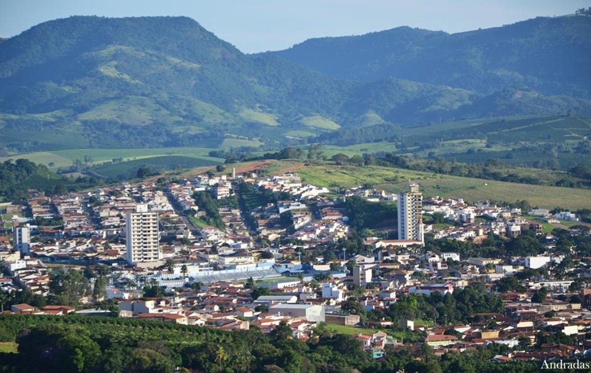 Casa nova e moderna, estilo americana